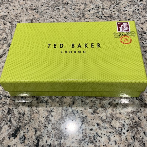 PR: Ted Baker London Taupe Leather Sunken Padlock Matinee Wallet Taupe - Picture 7 of 13